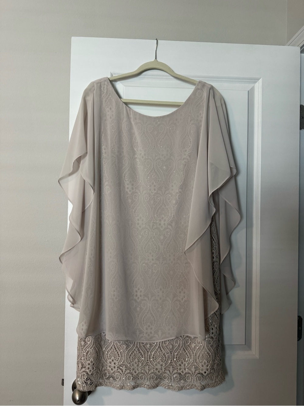 Elegant Cream Lace & Chiffon Women's Tunic Dress